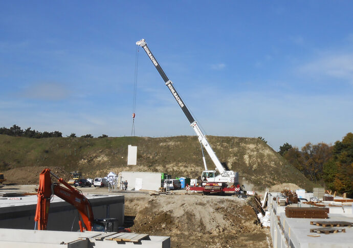 MITARBEITER F. FERTIGTEILMONTAGE (m/w/d)