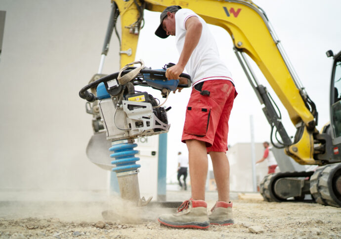 MITARBEITER F. AUSSENANLAGEN- & TIEFBAU (m/w/d)